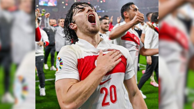 Türk A Milli Takımı oyuncusu Ferdi Kadıoğlu, Avusturya maçında sahada