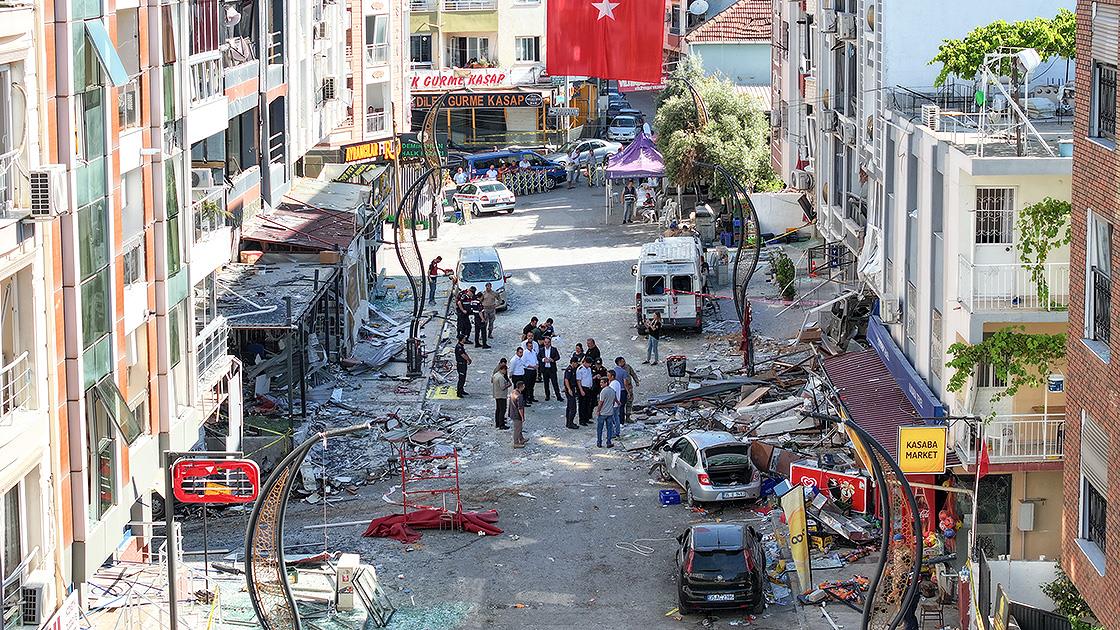 İzmir’deki patlamanın zararı araştırılıyor