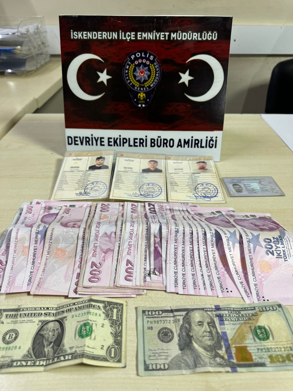 Göçmen kaçakçılığında 4 şahıs yakalandı