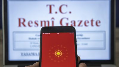 Resmi Gazete'de yayımlanan Cumhurbaşkanlığı Kararnamesi ile mevcut defterdarlıklar kapatılırken vergi