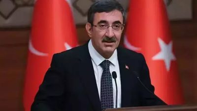 Cumhurbaşkanı Yardımcısı Cevdet Yılmaz, Cumhurbaşkanlığı görevine vekalet edecek. Resmi Gazete’de