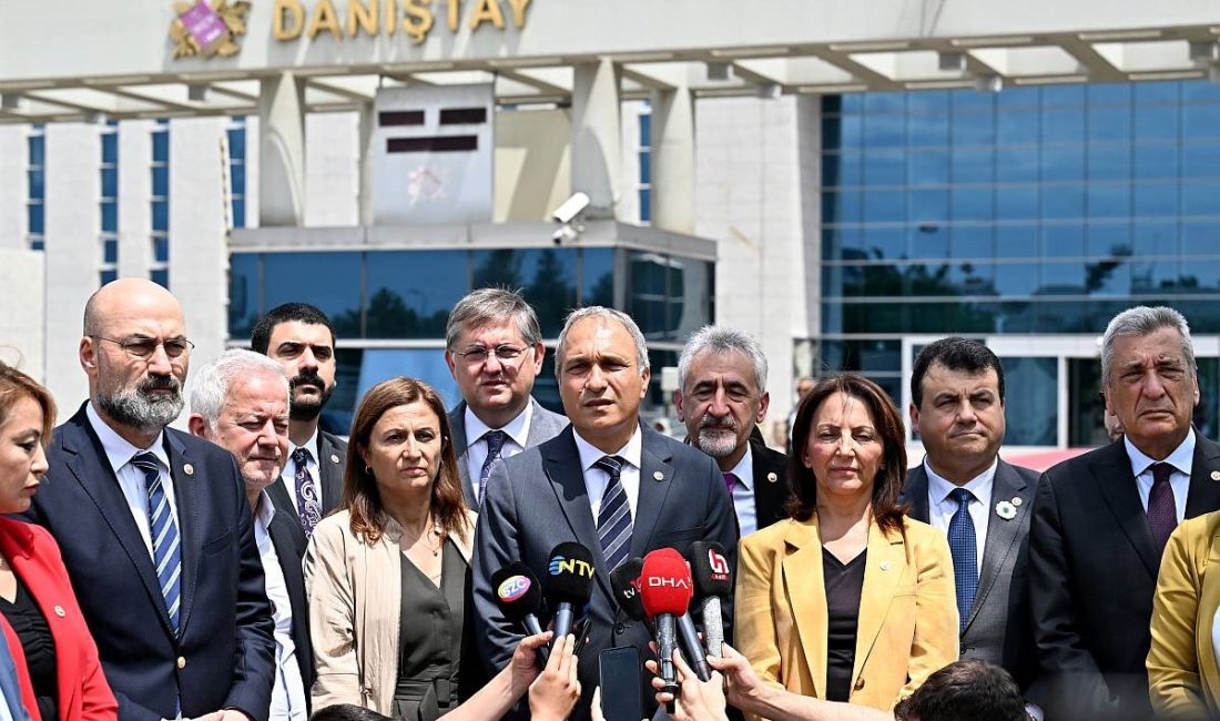 Cumhuriyet Halk Partisi (CHP),