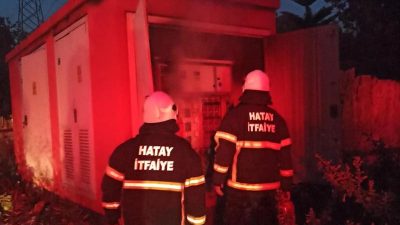 Hatay’ın Payas ilçesi Kürtül Mahallesi’nde meydana gelen trafo yangınında, vatandaşların