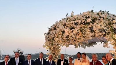 Dörtyol’un tanınmış ailelerinden ALTUN ve SİLAHDAR ailelerinin evlatları Anıl ve