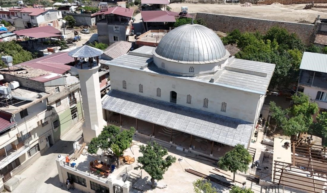 Altınözü ilçesine bağlı Karsu