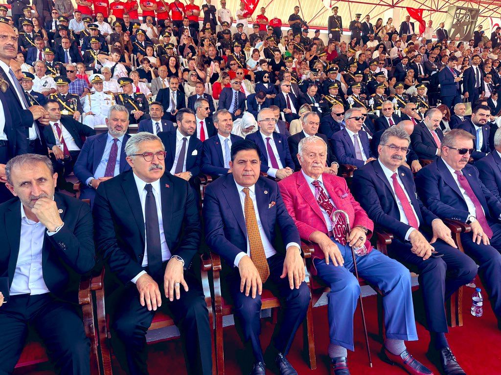 KKTC’nin gurur gününe Yayman da katıldı