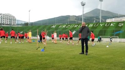 Atakaş Hatayspor Kulübü Başkanı Levent Mıstıkoğlu, göreve gelir gelmez teknik