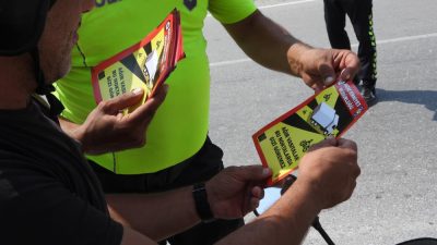 Samandağ İlçe Emniyet Müdürlüğü’ne bağlı trafik ekipleri, ilçede tır ve