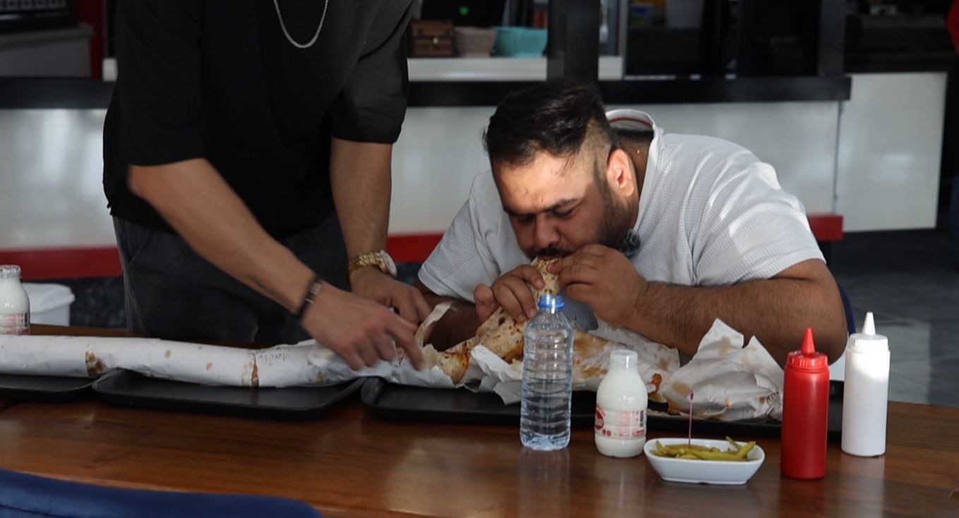 Hatay’da 1,5 metrelik döner yarışması