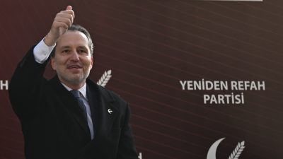 Fatih Erbakan’ın genel başkanlığını yaptığı Yeniden Refah Partisi (YRP), Hatay’daki