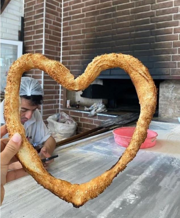 Antakya simidine Aşk yorumu