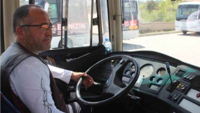 Ehliyet sahiplerini ilgilendiren yeni bir düzenleme yapıldı. Yaş sınırlaması geldi.