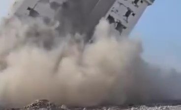 Hatay’ın İskenderun ilçesinde, Kahramanmaraş merkezli depremlerde ağır hasar alan ve