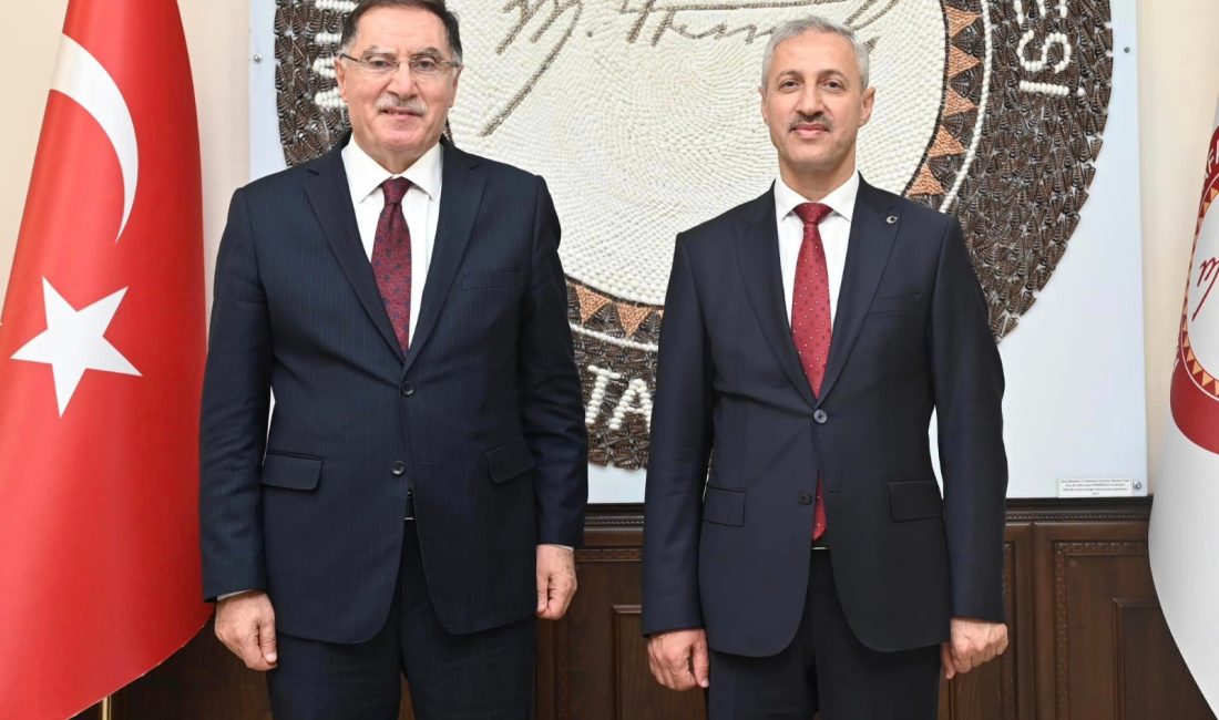 Kamu Başdenetçisi Şeref Malkoç, Hatay Mustafa Kemal Üniversitesi’ni ziyaret etti.