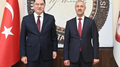 Kamu Başdenetçisi Şeref Malkoç, Hatay Mustafa Kemal Üniversitesi’ni ziyaret etti.