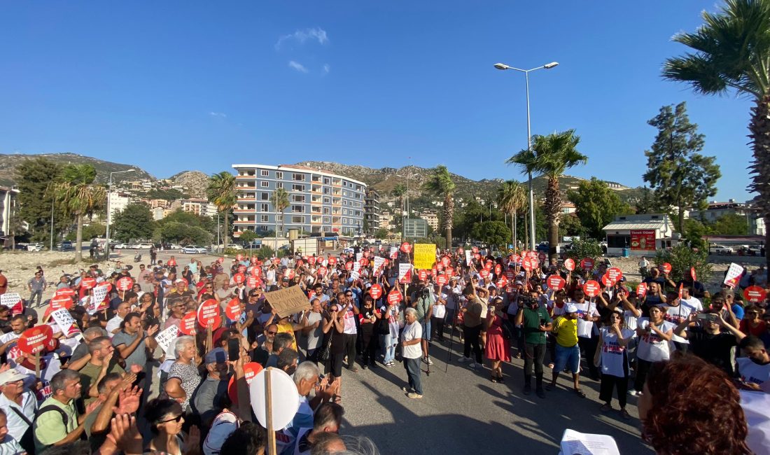 Barınma hakkı mitinginde her mahalleden, az, orta ve ağır hasarlı