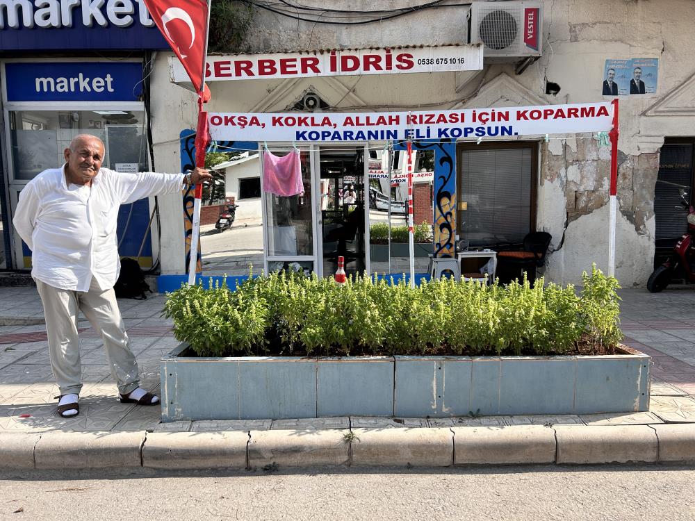 Çiçek Aşığı Berberden Gülümseten not