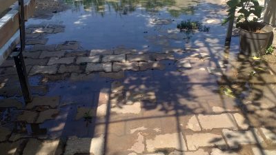 Hatay’ın Defne ilçesi Dursunlu Mahallesi’nde lağım patlağı nedeniyle vatandaşlar ciddi