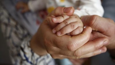 Aile ve Sosyal Hizmetler Bakanı Mahinur Özdemir Göktaş, halihazırda 1185