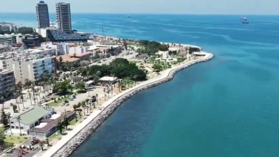 İskenderun’da devam eden Sahil Tahkimat Projesi’nde önemli bir aşamaya gelindiği