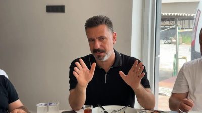 Arsuz Belediye Başkanı Sami Üstün, Arsuz’da yaşanan depremin ardından bazı