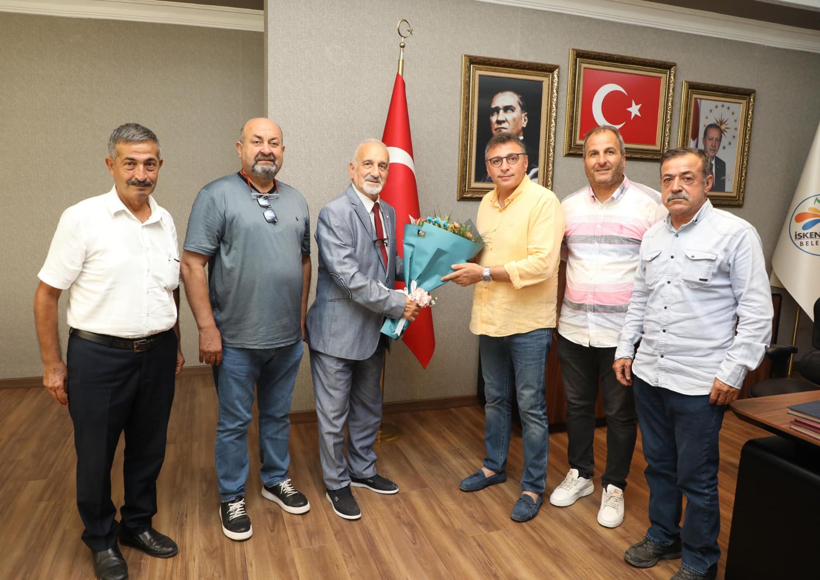 Hatay ASKF Dönmez’den 2 saha sözü aldı