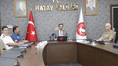 Antakya’nın merkez ilçesi Antakya’da, Valilik’teki toplantı salonunda Asayiş ve Güvenlik