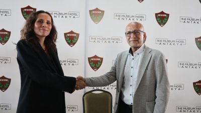 Trendyol Süper Lig ekiplerinden Hatayspor, forma sırt sponsorluğu için 400