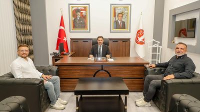 Hatay İl Sağlık Müdürlüğü görevinden istifa eden Dr. Tunga Barçın,