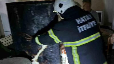 Hatay’ın Arsuz İlçesi Gökmeydan Mahallesi’nde bir evde bulunan buzdolabının motor