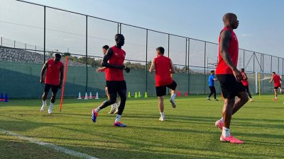 Süper Lig’de sezona Galatasaray mağlubiyetiyle başlayan Hatayspor, yarın Mersin’de oynayacağı