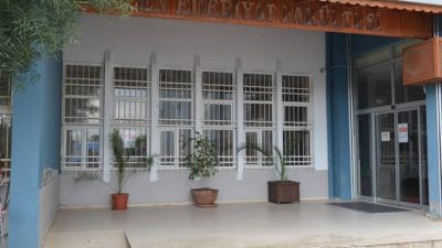 Hatay Mustafa Kemal Üniversitesi öğrencileri, online eğitimin verimsizliği ve yaşadıkları