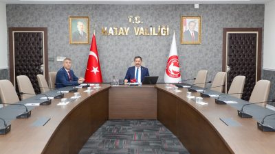 Hatay Valisi Mustafa Masatlı, İçişleri Bakanı Ali Yerlikaya ve Gençlik