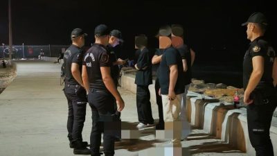 Hatay’ın İskenderun ilçesinde, İlçe Emniyet Müdürlüğü’ne bağlı polis ekipleri, kentte