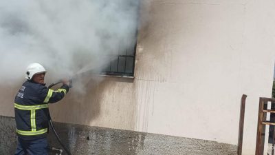 Hassa ilçesi Yuvalı Mahallesi’nde bulunan tek katlı bir evde çıkan