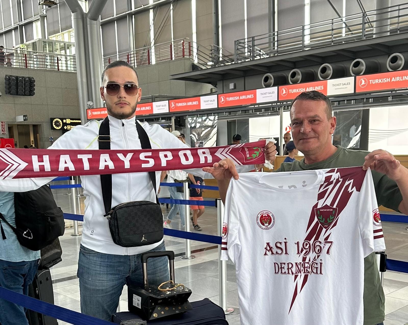 Hatayspor aşkı böyle bir şey: 6000 KM yol kat etti