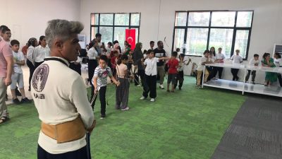 Hatay’da, 30 Ağustos Zafer Bayramı etkinlikleri kapsamında geleneksel Türk okçuluk