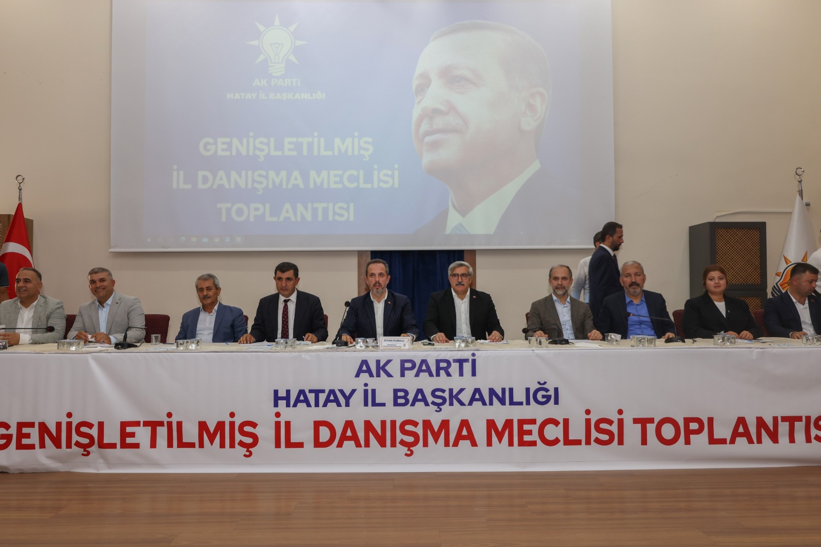 AKP’de Genişletilmiş divan toplantısı yapıldı