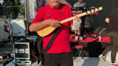 Türkiye’nin yetiştirdiği en büyük ve yetenekli telli çalgılar sanatçısı Cahit