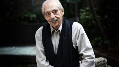 Genco Erkal…”Yeni cehalet dönemlerine” karşı sanatla, tiyatroda “gerçekçi” söz’le, söz’ün