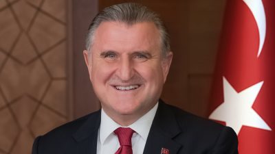 Gençlik ve Spor Bakanı Osman Aşkın Bak, Paris 2024 Olimpiyat