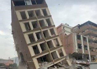&nbsp; Hatay’ın Antakya ilçesinde, Kahramanmaraş merkezli depremlerde ağır hasar alan