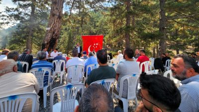 Saadet Partisi Mersin İl Divan toplantısı, Tarsus Karboğazı Yaylası’nda gerçekleştirildi.
