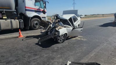 Hatay-Gaziantep yolu üzerinde Kırıkhan ilçe merkezi yakınlarında meydana gelen trafik