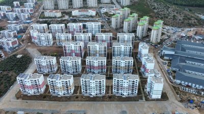 Kahramanmaraş merkezli 6 Şubat 2023’teki depremlerden etkilenen İskenderun’da, Çevre, Şehircilik