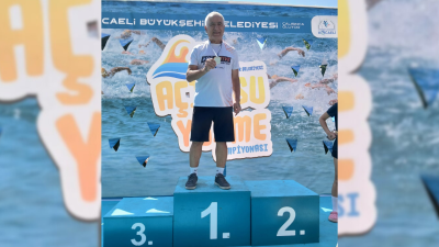 Antakyalı Master yüzücü ve milli sporcu Kamil Köseoğlu, başarılarına bir