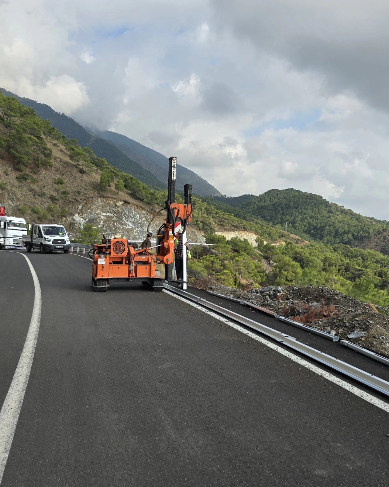 Hatay Büyükşehir’den Yol Güvenliği Adımı