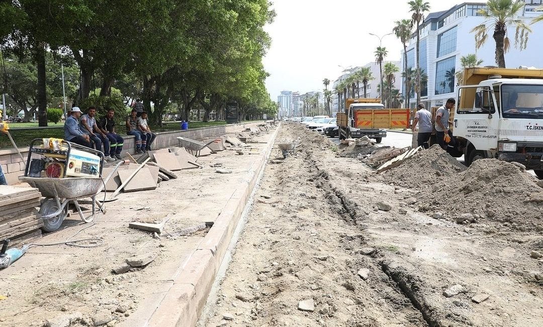 İskenderun Belediyesi, sahil yolundaki