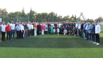 Reyhanlı Belediye Başkanı Ahmet Salman Yumuşak, Reyhanlı Spor futbolcuları ve