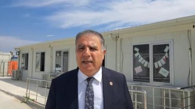 CHP Hatay Milletvekili Mehmet Güzelmansur, konteyner kentte bulunan okulları ziyaret